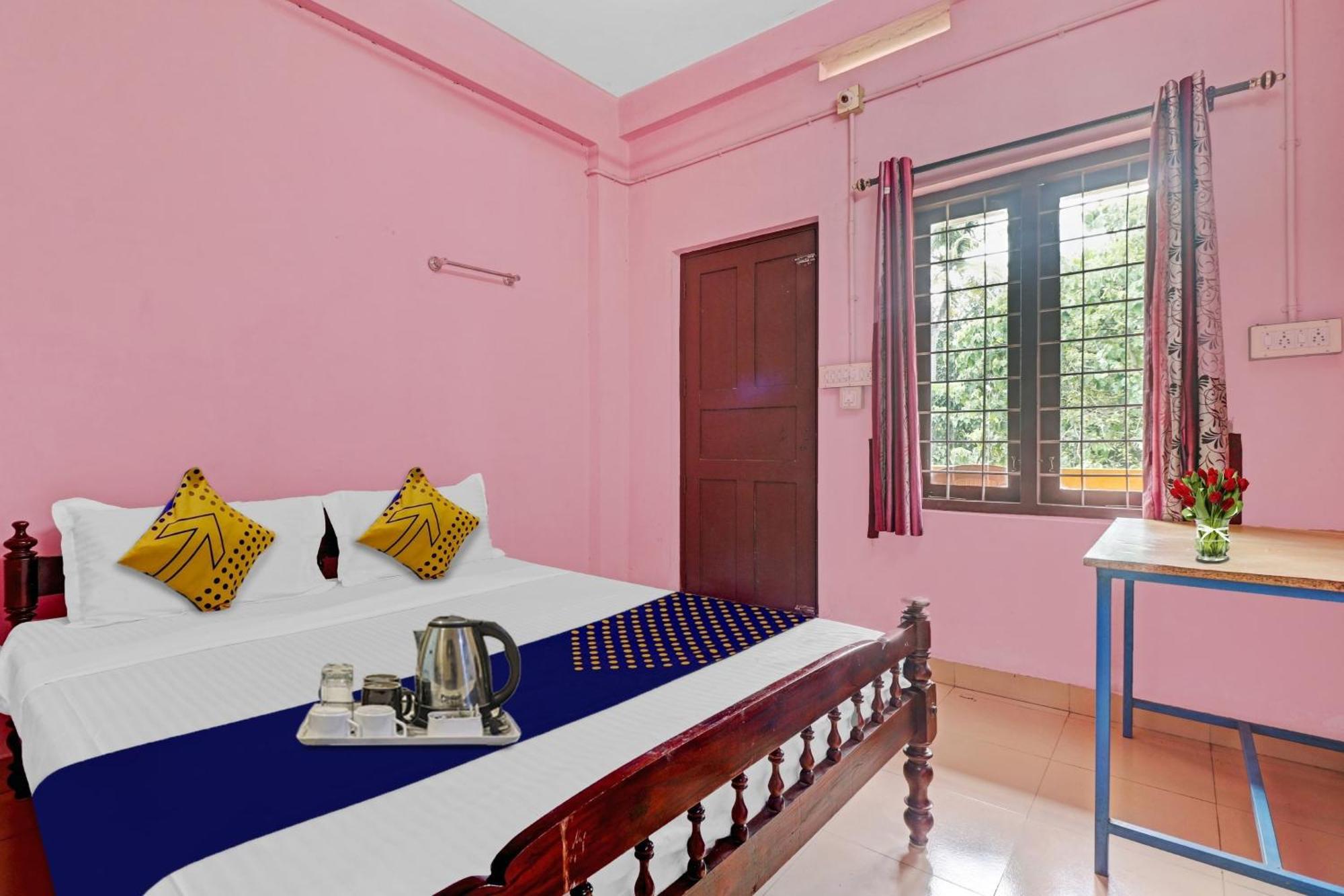 Spot On Jayesh Guest House Nashik Extérieur photo