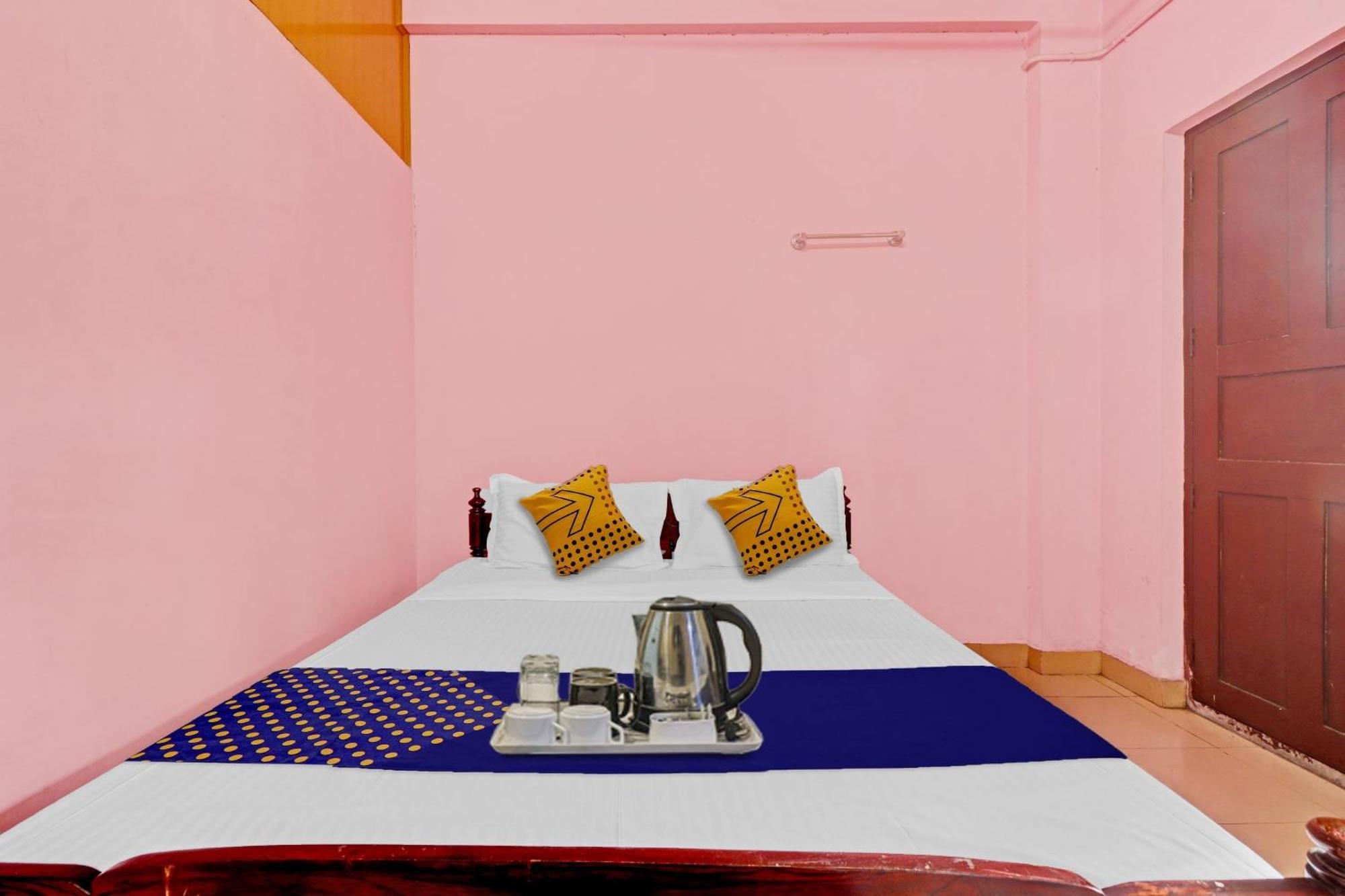 Spot On Jayesh Guest House Nashik Extérieur photo