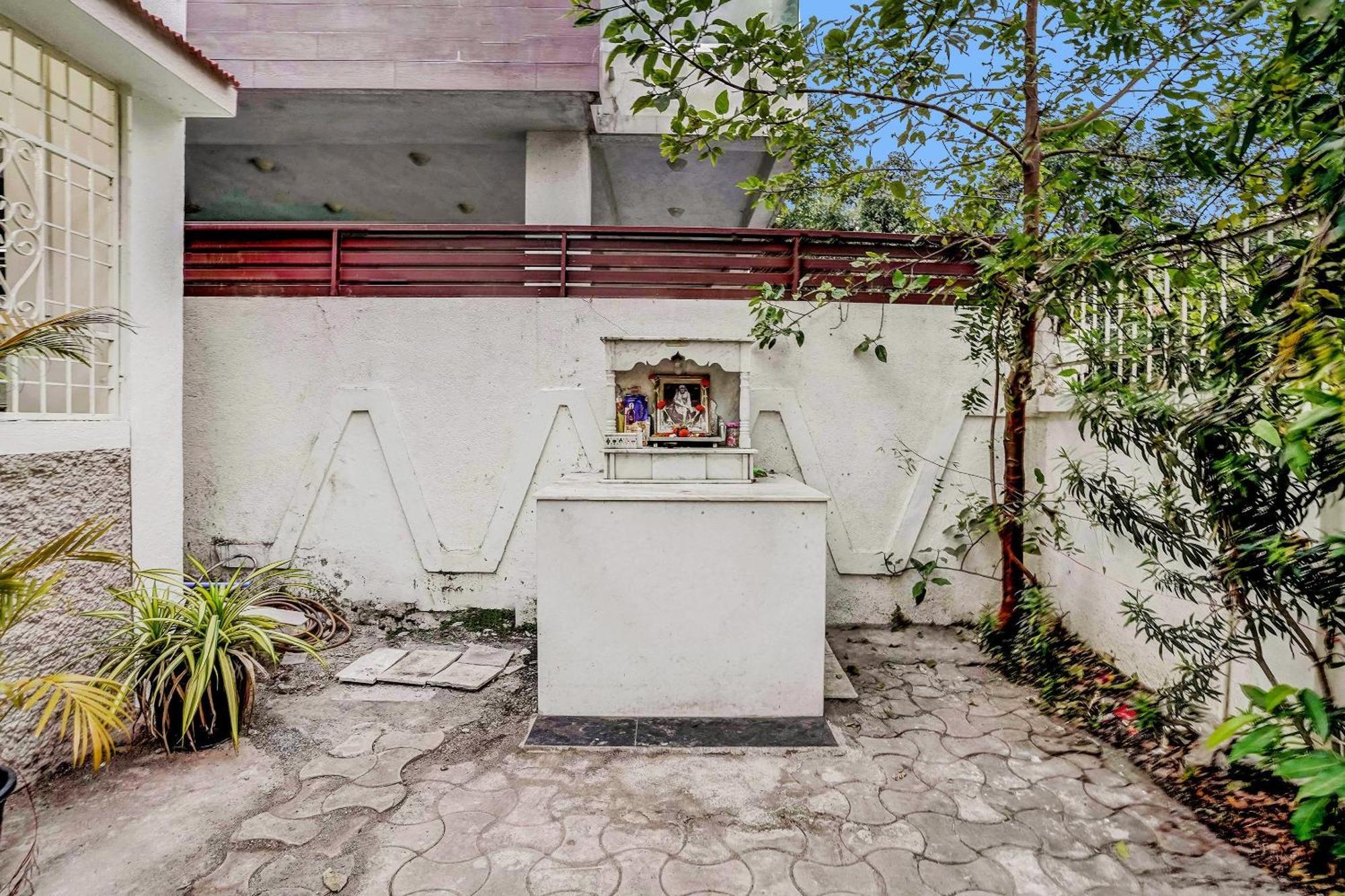 Spot On Jayesh Guest House Nashik Extérieur photo